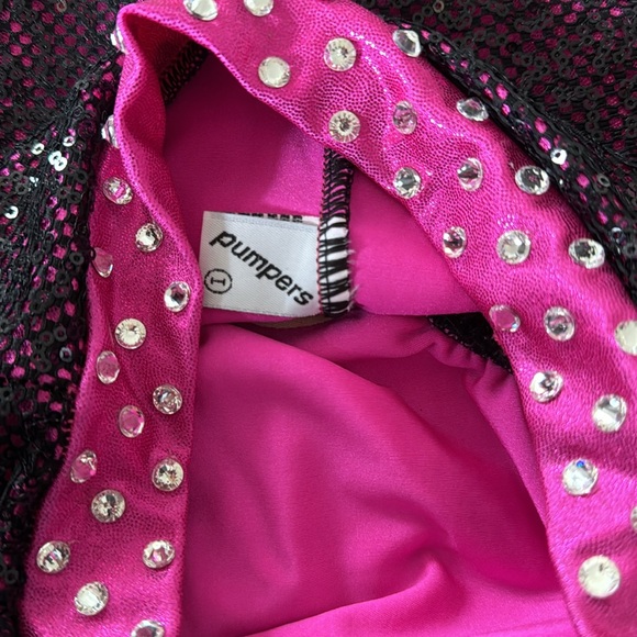 Pumpers Dance costume kids size I (intermediate) - Picture 5 of 5